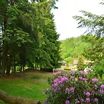 Chalet In A Green And Peaceful Environment